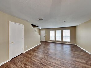 17007 Evening Run Ln in Richmond, TX - Building Photo - Building Photo
