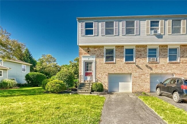 property at 7 Bramblewood Ln