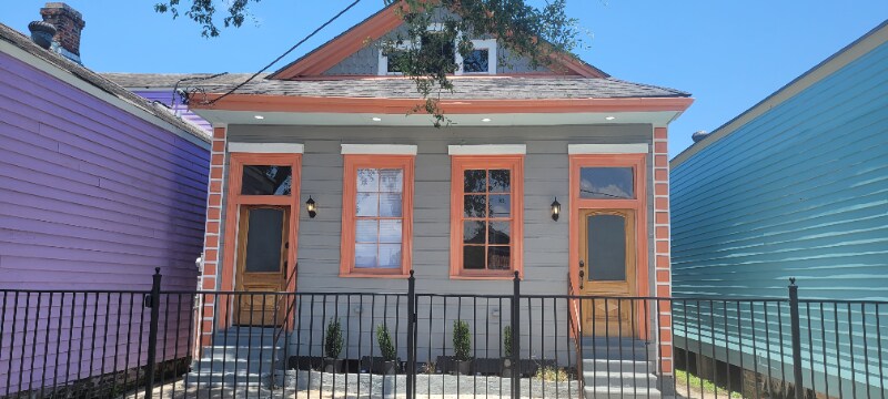 3221 St Claude Ave in New Orleans, LA - Building Photo