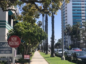 Ocean Park in Long Beach, CA - Foto de edificio - Building Photo