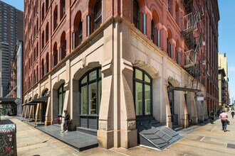 51-53 Hudson St in New York, NY - Foto de edificio - Building Photo