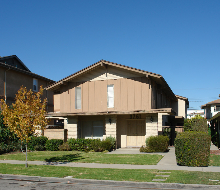 3761 Green Ave in Los Alamitos, CA - Building Photo