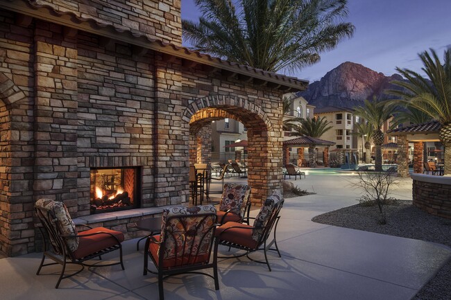 Villas at San Dorado in Tucson, AZ - Foto de edificio - Building Photo