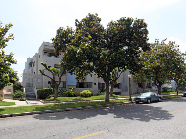 550 West Stocker Street Apartments in Glendale, CA - Building Photo - Building Photo