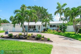 5030 NE 26th Terrace in Lighthouse Point, FL - Building Photo - Building Photo