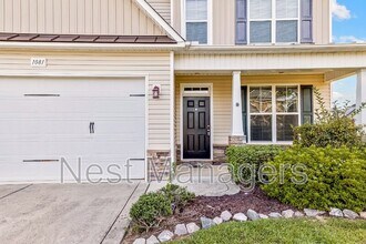 1081 Ronald Reagan Drive in Fayetteville, NC - Building Photo - Building Photo