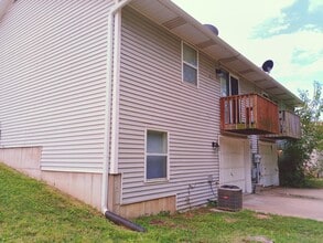 1121 S Roseta Ave in Columbia, MO - Building Photo - Building Photo