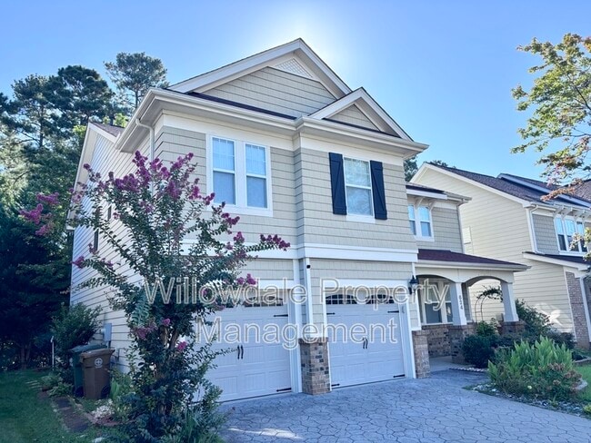 624 Piper Stream Cir in Cary, NC - Building Photo - Building Photo