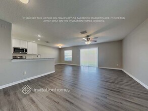 3247 Trinity Cottage Dr in Land O Lakes, FL - Building Photo - Building Photo
