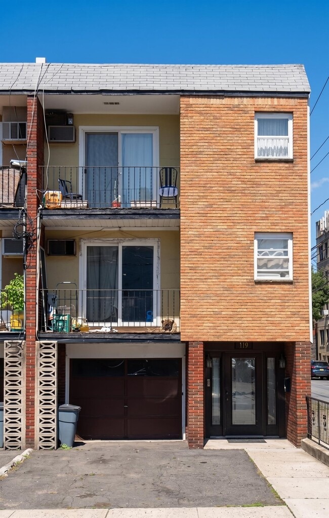 property at 119 Oakland Ave