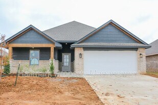 623 Trails End Dr in Shawnee, OK - Building Photo