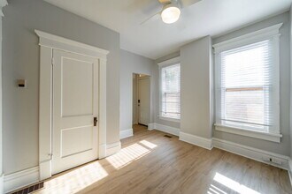 954 Delaware Ave in Columbus, OH - Building Photo - Building Photo