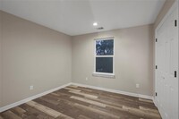 1894 Dolly Wright St photo'