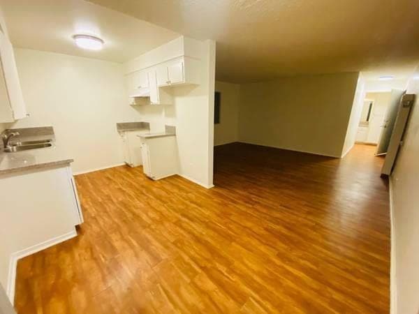4342 West 130th St in Hawthorne, CA - Building Photo - Interior Photo