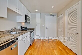 260 King St in San Francisco, CA - Building Photo - Building Photo