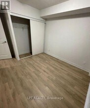 20 Meadowglen Pl in Toronto, ON - Building Photo - Building Photo