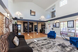 Bull Run Apartments in Fort Collins, CO - Foto de edificio - Building Photo