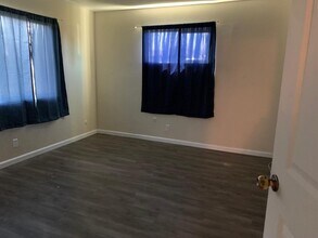 927 Delport Ave, Unit Apt 2 in Santa Rosa, CA - Building Photo - Building Photo