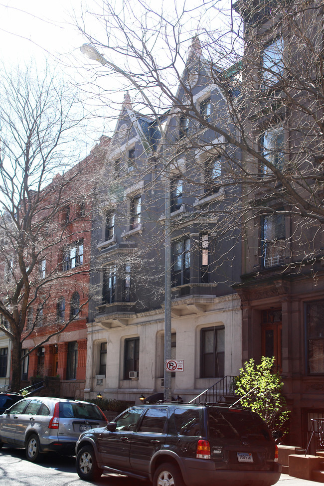 134 W 82nd St in New York, NY - Foto de edificio - Building Photo