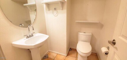 5463 Avignon Ct in Westlake Village, CA - Building Photo - Building Photo