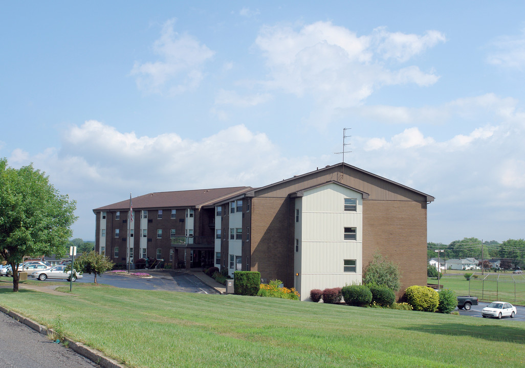 Curry-Schell Apartments in Erie, PA - Foto de edificio