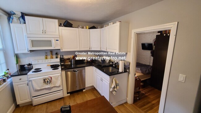 11 Cooper St, Unit 1