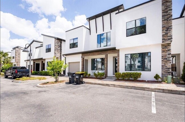 property at 320 Villa Domani Ct