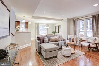 1813 16th St NW in Washington, DC - Building Photo - Building Photo