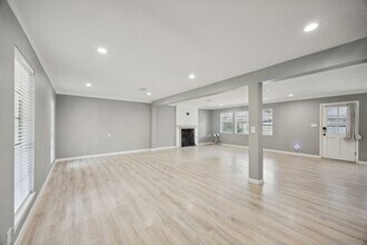 553 Cane River Ln in Conroe, TX - Building Photo - Building Photo