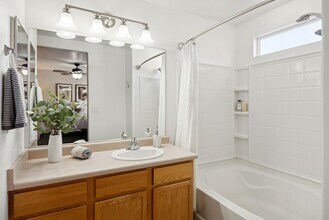 14074 S Julien Cove in Riverton, UT - Building Photo - Building Photo