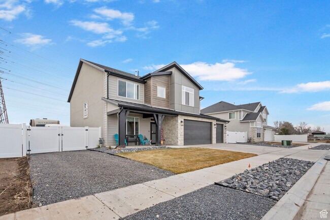 3161 N 3150 W in Plain City, UT - Building Photo - Building Photo