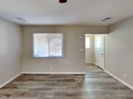 3245 E Palm Ln in Phoenix, AZ - Building Photo - Building Photo