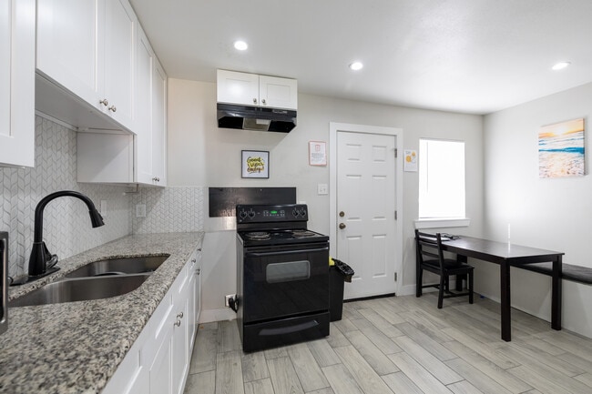 Minden Square Condos