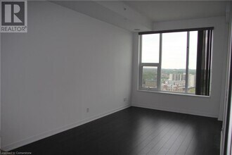85 Duke St W in Kitchener, ON - Building Photo - Building Photo