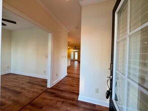 563 Balsam Fir Dr in Cary, NC - Foto de edificio - Building Photo