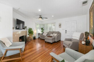 4677 Winona Ave in San Diego, CA - Building Photo - Building Photo