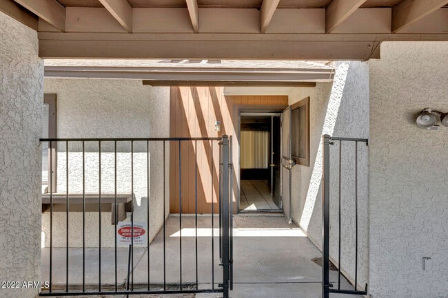 4573 W McLellan Rd in Glendale, AZ - Building Photo - Building Photo