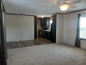 39 Birch Ct in Belleville, MI - Building Photo - Building Photo