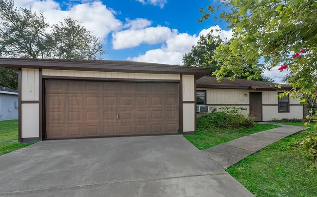 property at 721 Highland Ave NW