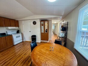 316 Moores Dr in Boydton, VA - Building Photo - Building Photo