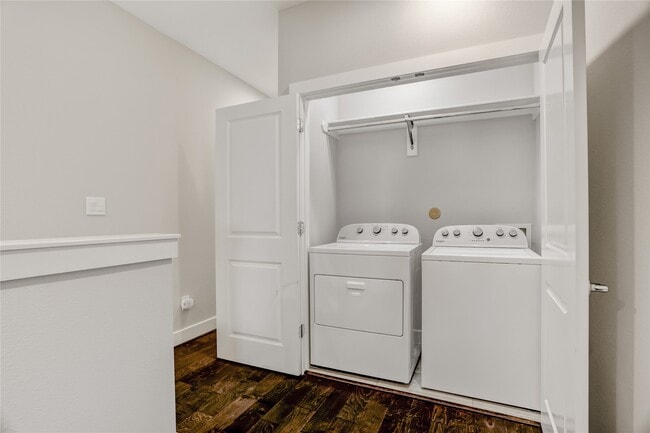 property at 2413 Chapman St