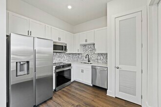 850 TETBURY Lp in Oviedo, FL - Building Photo - Building Photo