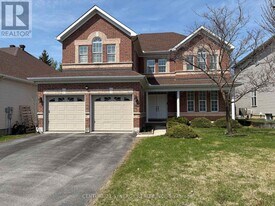 149 Insmill Crescent in Ottawa, ON - Building Photo