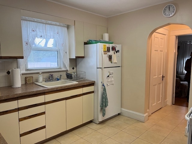 94 Eustis Ave in Newport, RI - Foto de edificio - Building Photo