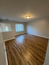 21816 E 10 Mile Rd in St. Clair Shores, MI - Building Photo - Building Photo