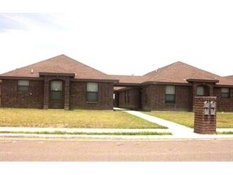 3012 Diamond Head Ave in Mission, TX - Foto de edificio