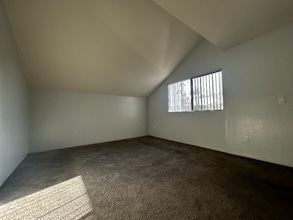 2120 Delaware St in Huntington Beach, CA - Building Photo - Building Photo