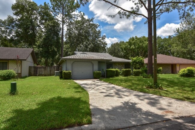 3737 NW 59th Pl in Gainesville, FL - Building Photo - Building Photo