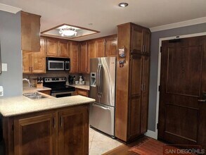 750 State St, Unit 108 in San Diego, CA - Building Photo - Building Photo