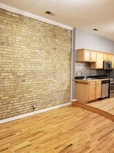 533 N Ashland Ave in Chicago, IL - Building Photo - Building Photo
